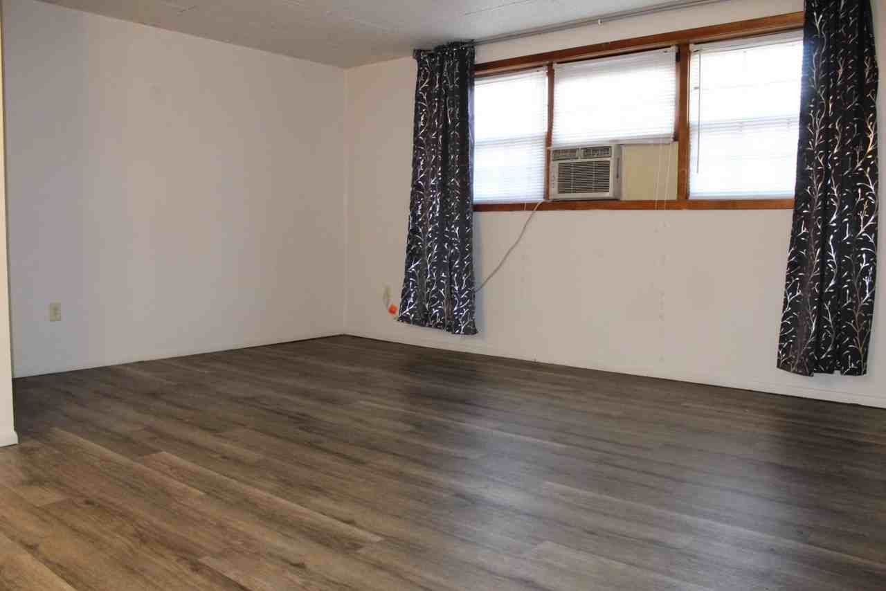 1320 21st St #3 - Photo 5 of 7