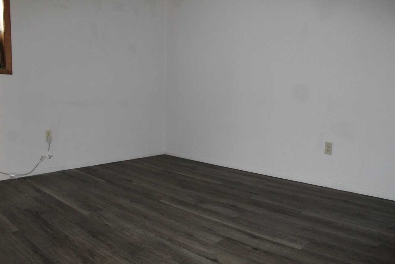 1320 21st St #3 - Photo 6 of 7