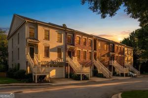 featured image of 2671 Colgan Ct Se