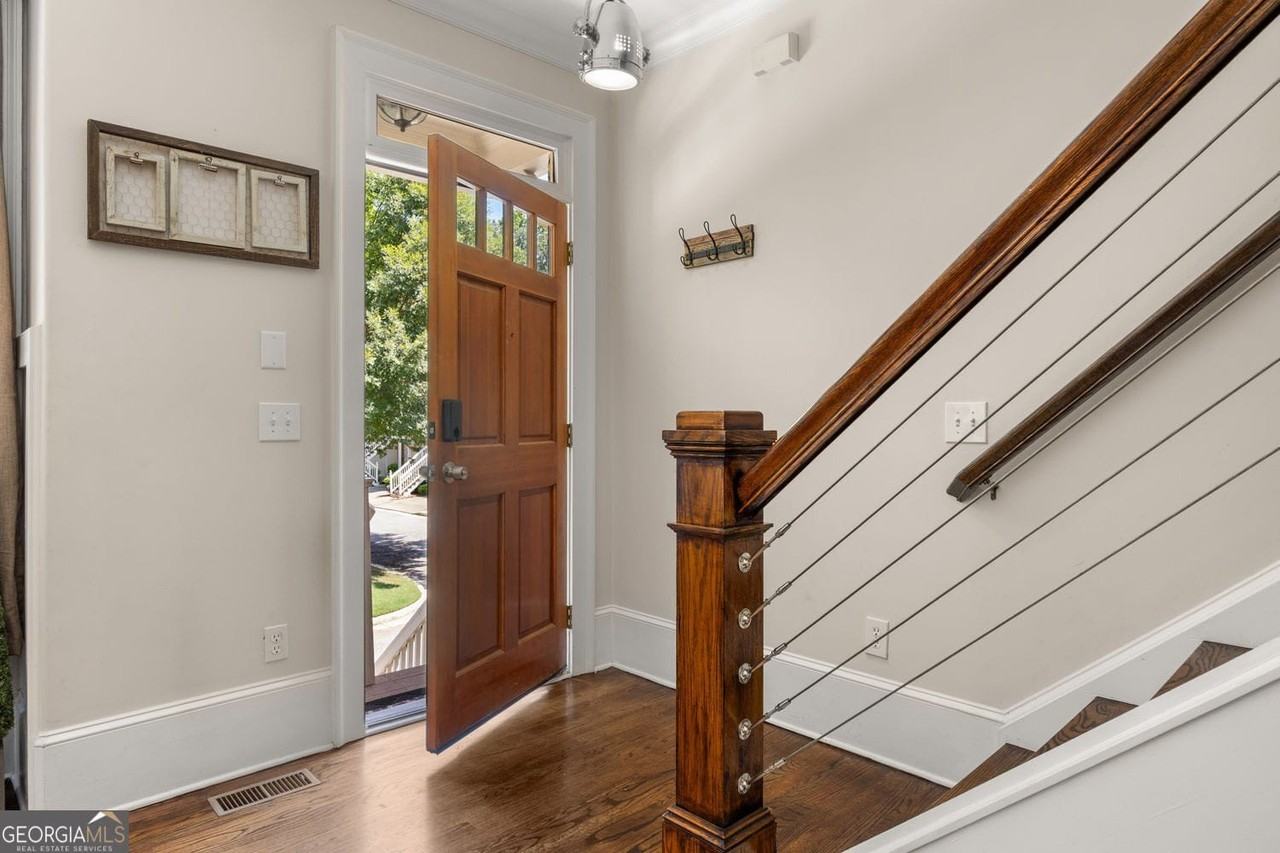 2671 Colgan Ct Se - Photo 3 of 39