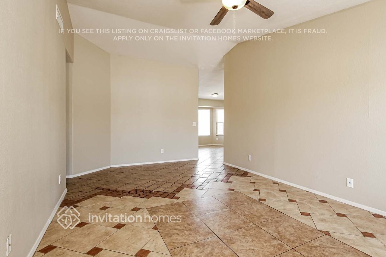6333 W Cocopah St - Photo 4 of 17