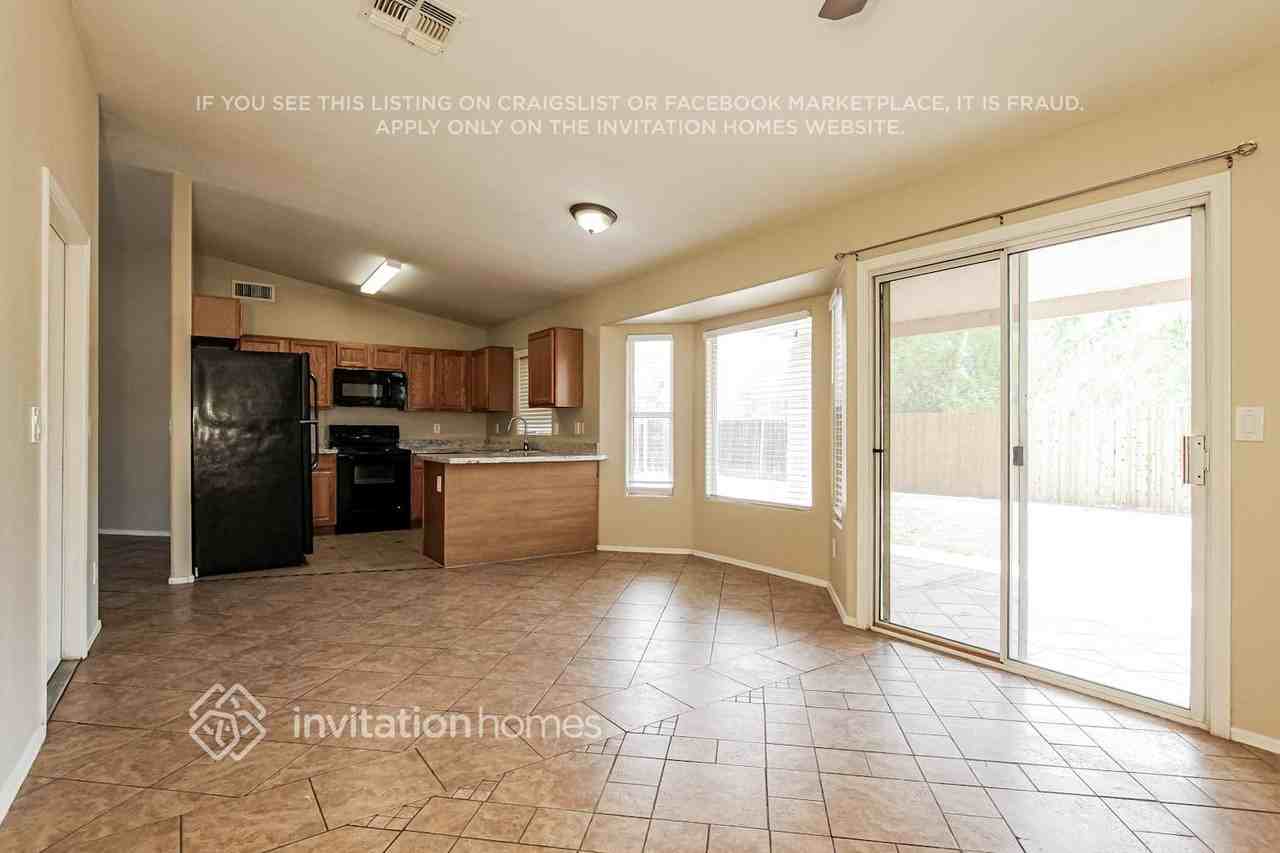 6333 W Cocopah St - Photo 6 of 17