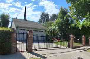 featured image of 4419 Calhoun Ave