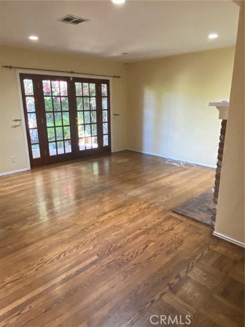 4419 Calhoun Ave - Photo 3 of 7