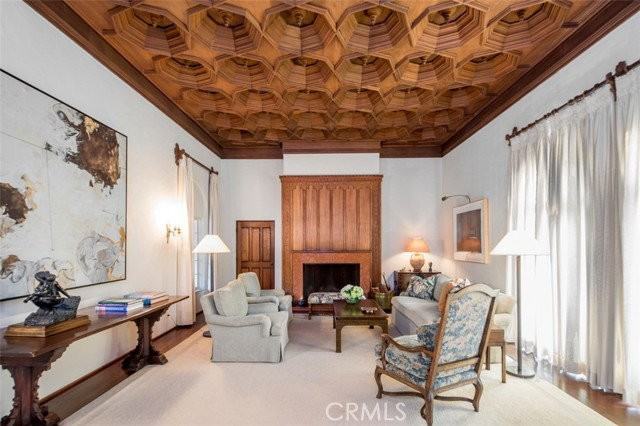 1762 Oak Grove Ave - Photo 6 of 8
