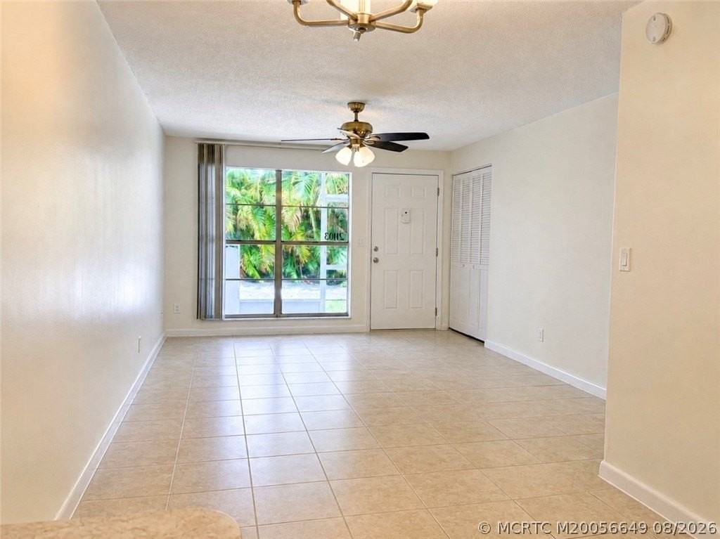 2103 Se Edler Dr - Photo 3 of 14