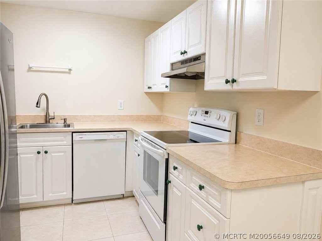 2103 Se Edler Dr - Photo 4 of 14