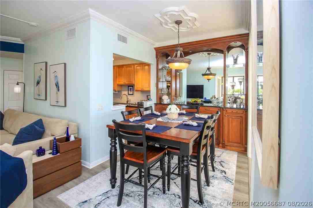150 Se Four Winds Dr #304 - Photo 6 of 32