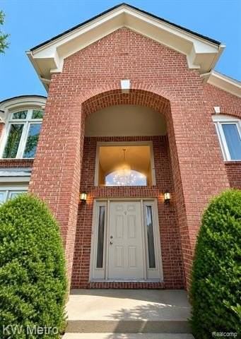 1176 Cadmus Dr - Photo 4 of 47