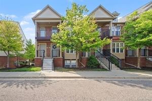 featured image of 27909 Hopkins Dr