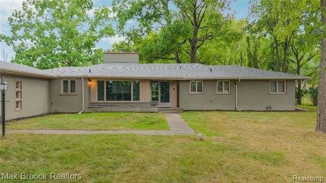 3988 Lakeland Ln - Photo 2 of 50