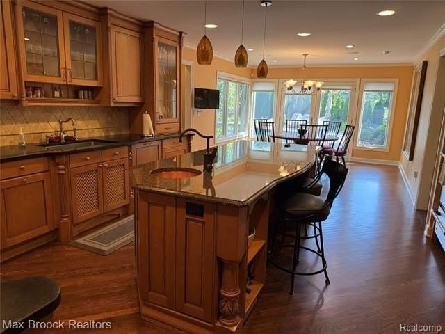 3958 Winterset Ct - Photo 5 of 19