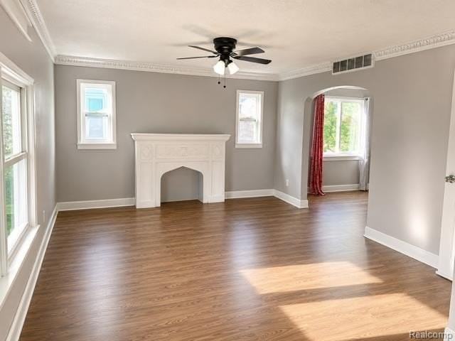 13924 Roselawn St - Photo 2 of 28