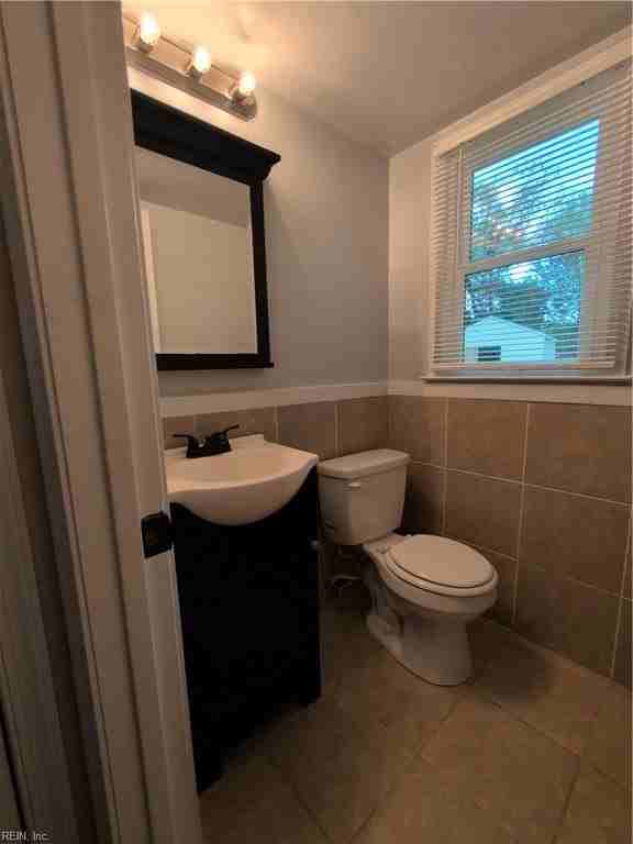 158 Saunders Rd - Photo 6 of 21