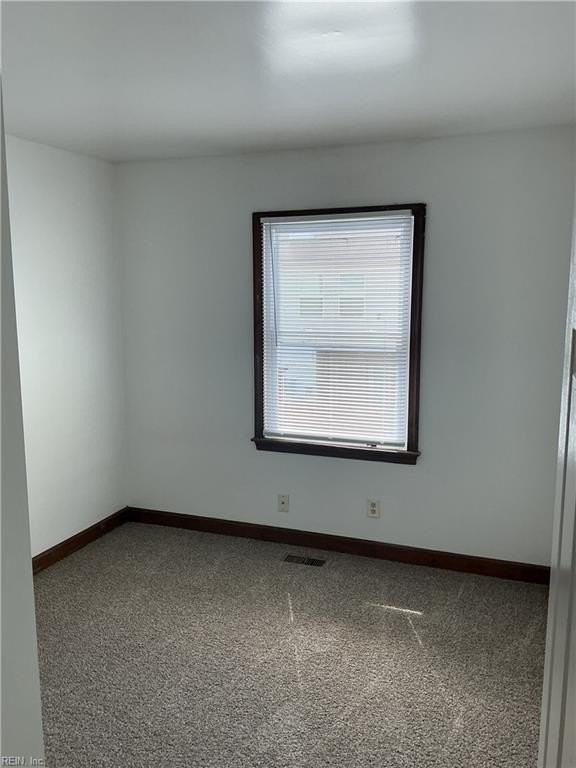 1813 Hearthside Ct - Photo 6 of 9