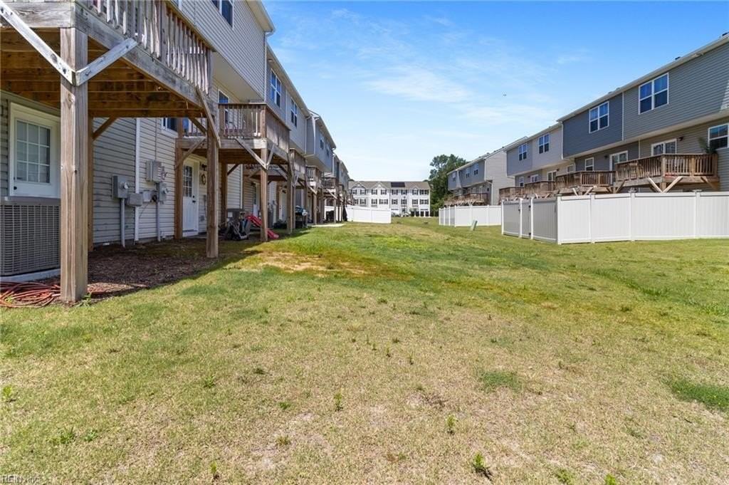 26 Cecelia Way - Photo 3 of 33