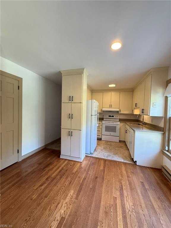 3202 Derby Ln - Photo 6 of 22