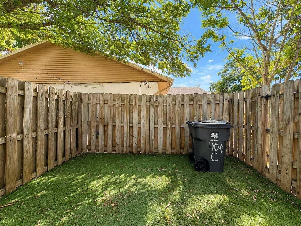1104 Goldenrod Rd #C - Photo 3 of 17