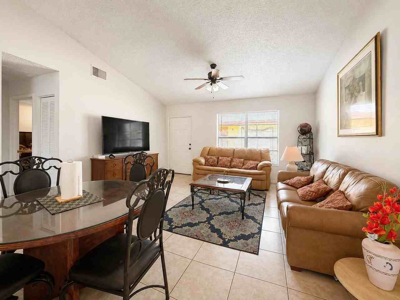 1104 Goldenrod Rd #C - Photo 4 of 17