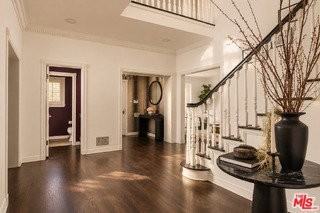 774 Malcolm Ave - Photo 3 of 8