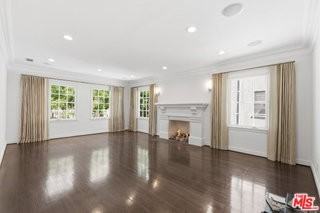 432 N Genesee Ave - Photo 3 of 7