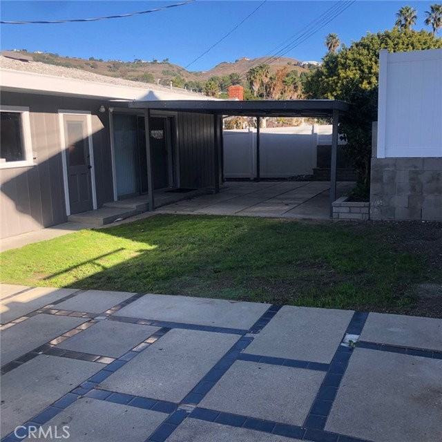 2260 Warmouth St - Photo 5 of 7