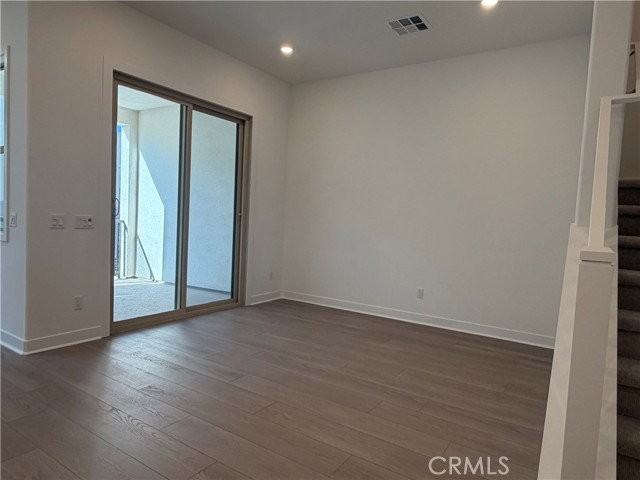 1485 Snowberry Pl - Photo 5 of 7