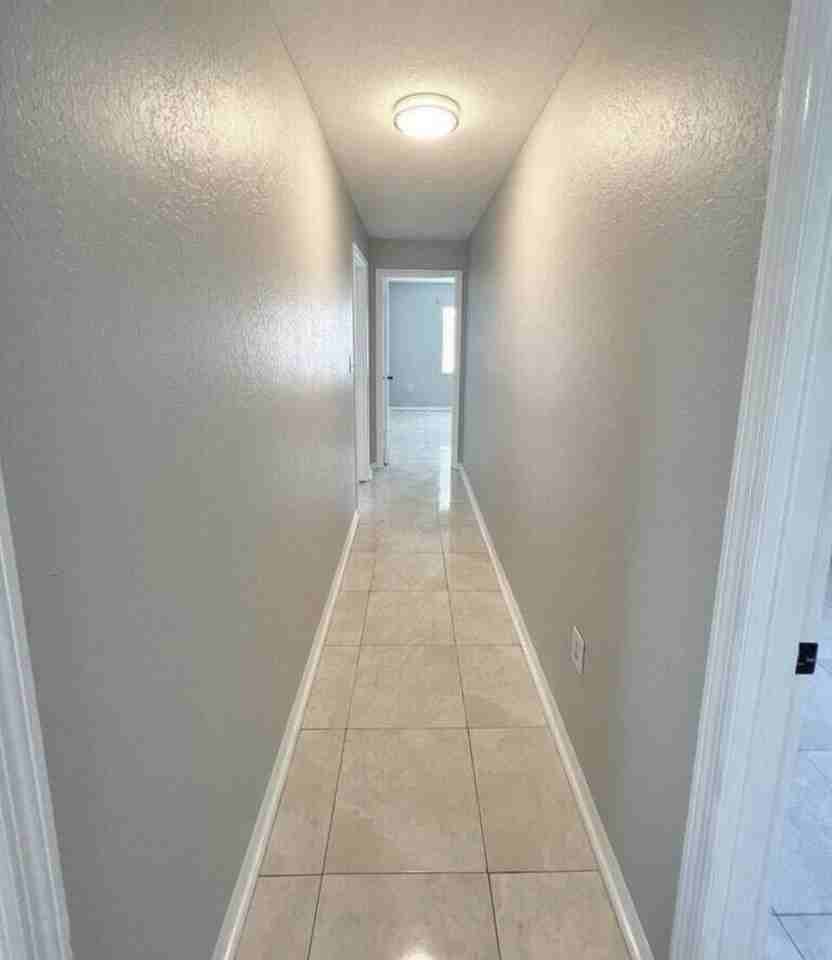 2118 Se Morningside Blvd - Photo 5 of 16