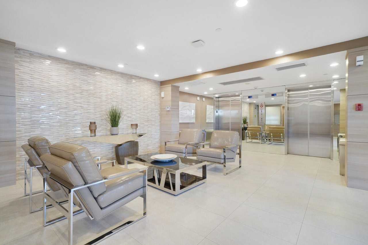 2727 N Ocean Blvd #A203 - Photo 4 of 50