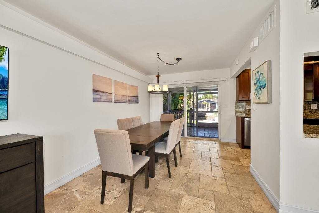 1771 Ne 35th St - Photo 6 of 38