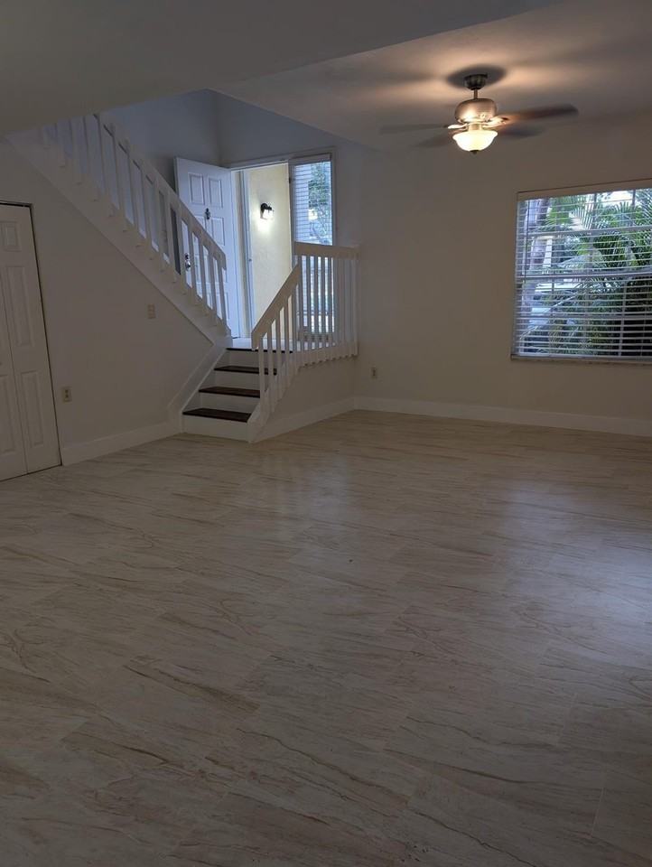 9851 Sw 117th Ct - Photo 6 of 33