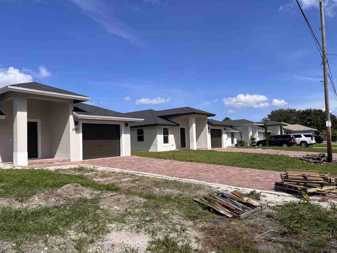 2475 Faith Ave - Photo 3 of 18