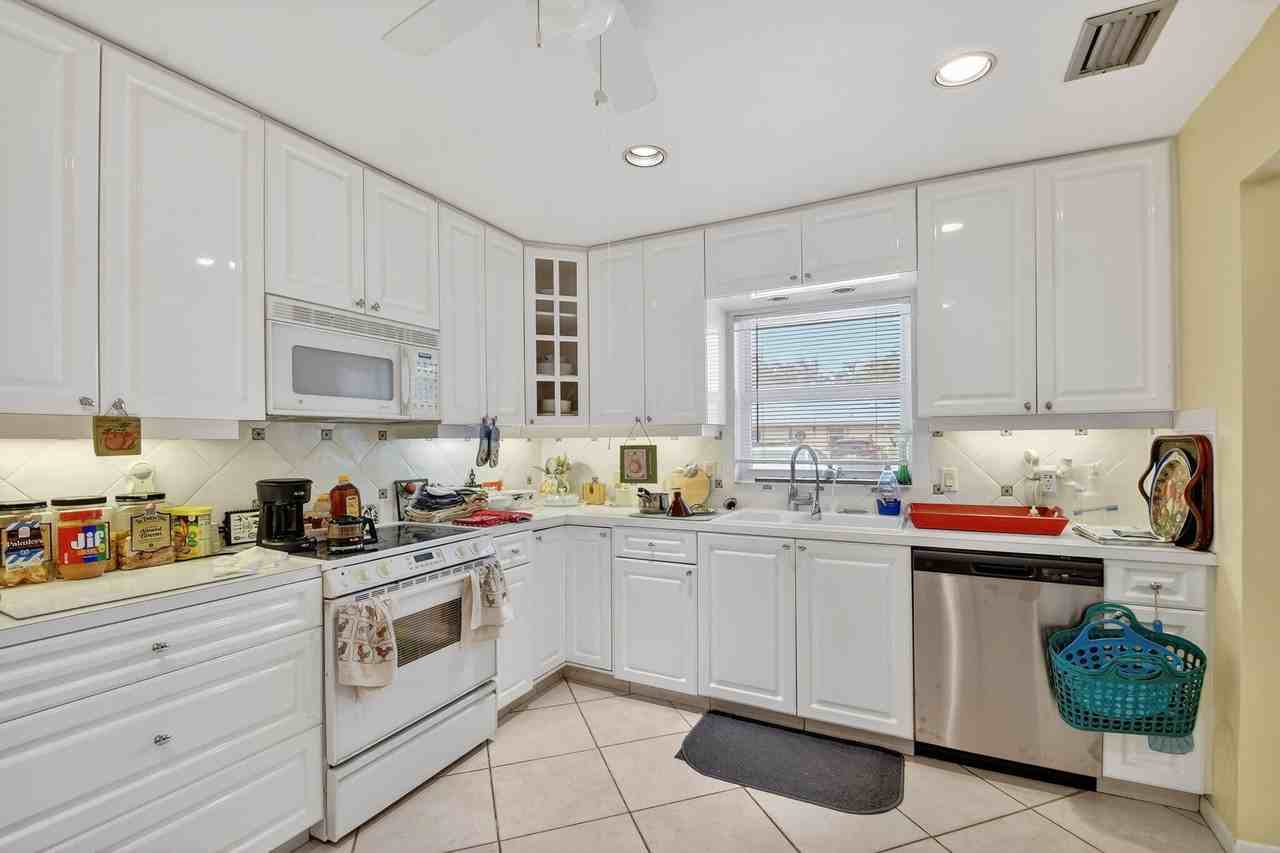 782 Nantucket Cir