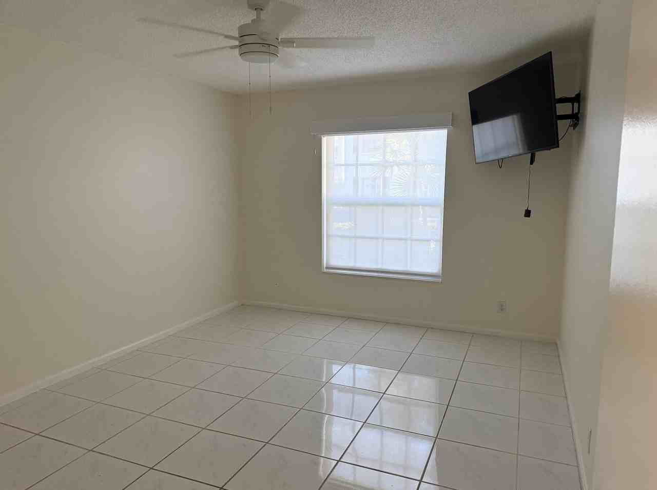 2181 Ne 67th St #603 - Photo 6 of 9