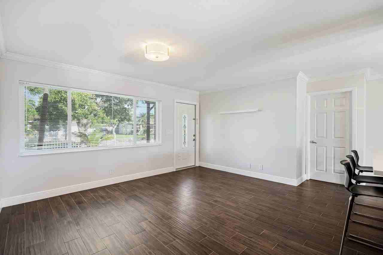 3428 Capri Rd - Photo 7 of 27