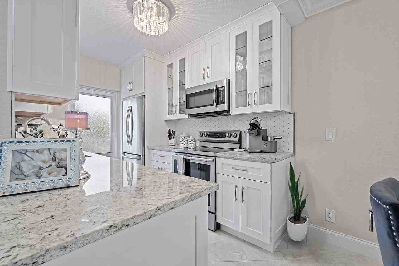 1910 S Ocean Blvd #204 - Photo 2 of 32