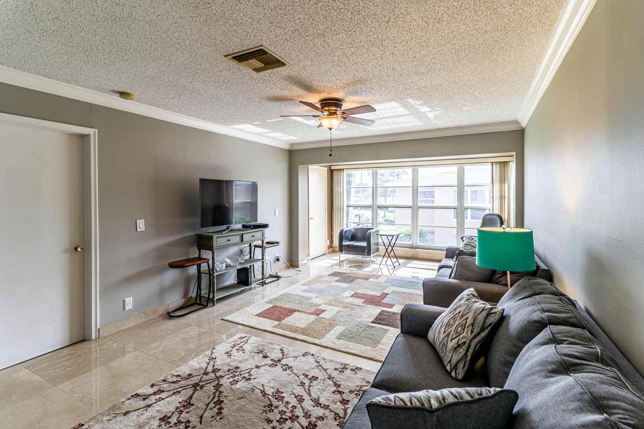 2460 Juniper Dr #201 - Photo 7 of 22