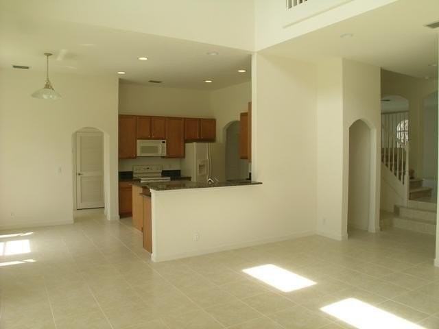 8120 Bautista Way - Photo 2 of 31