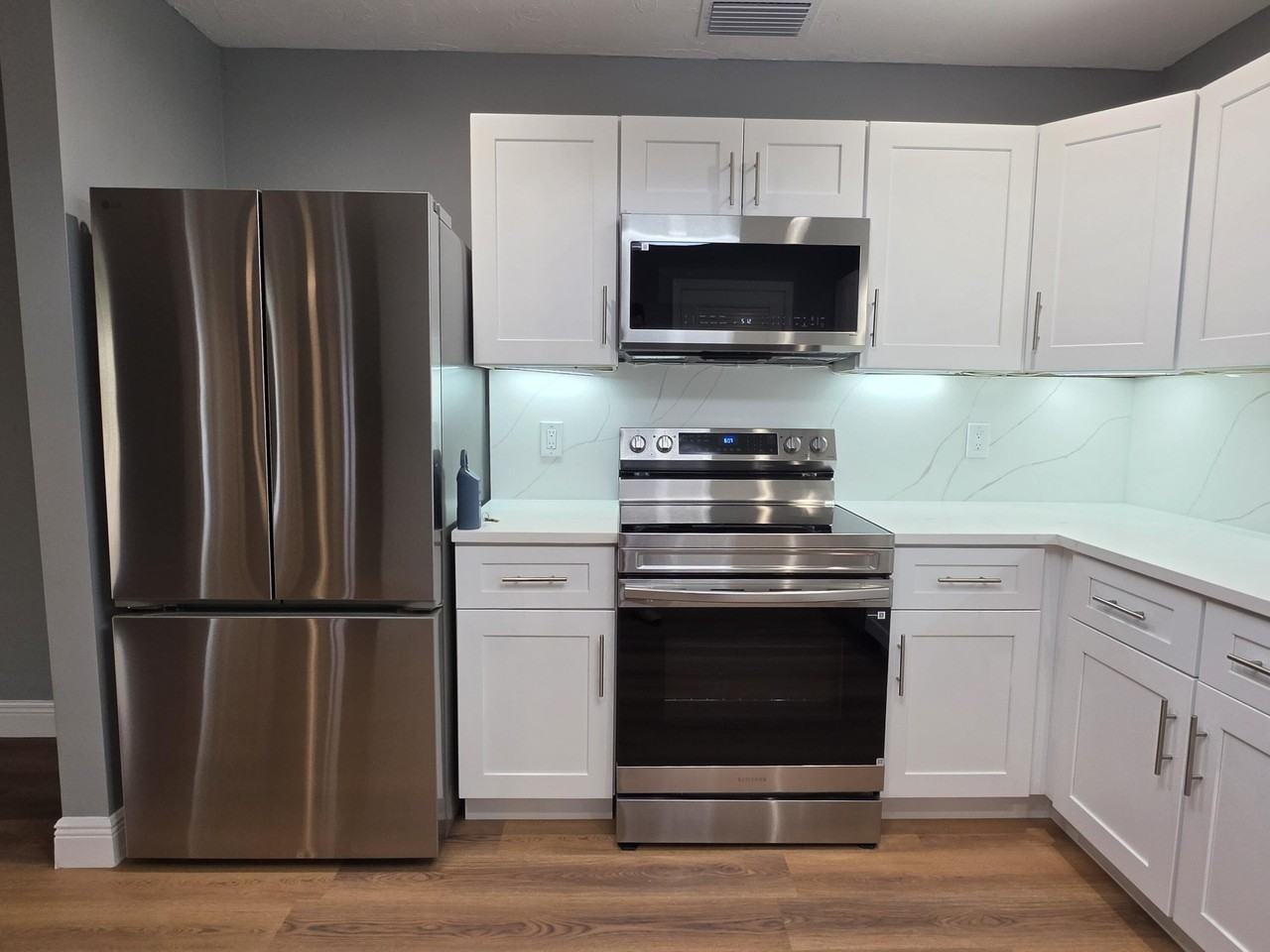 8092 Ambach Way - Photo 6 of 25