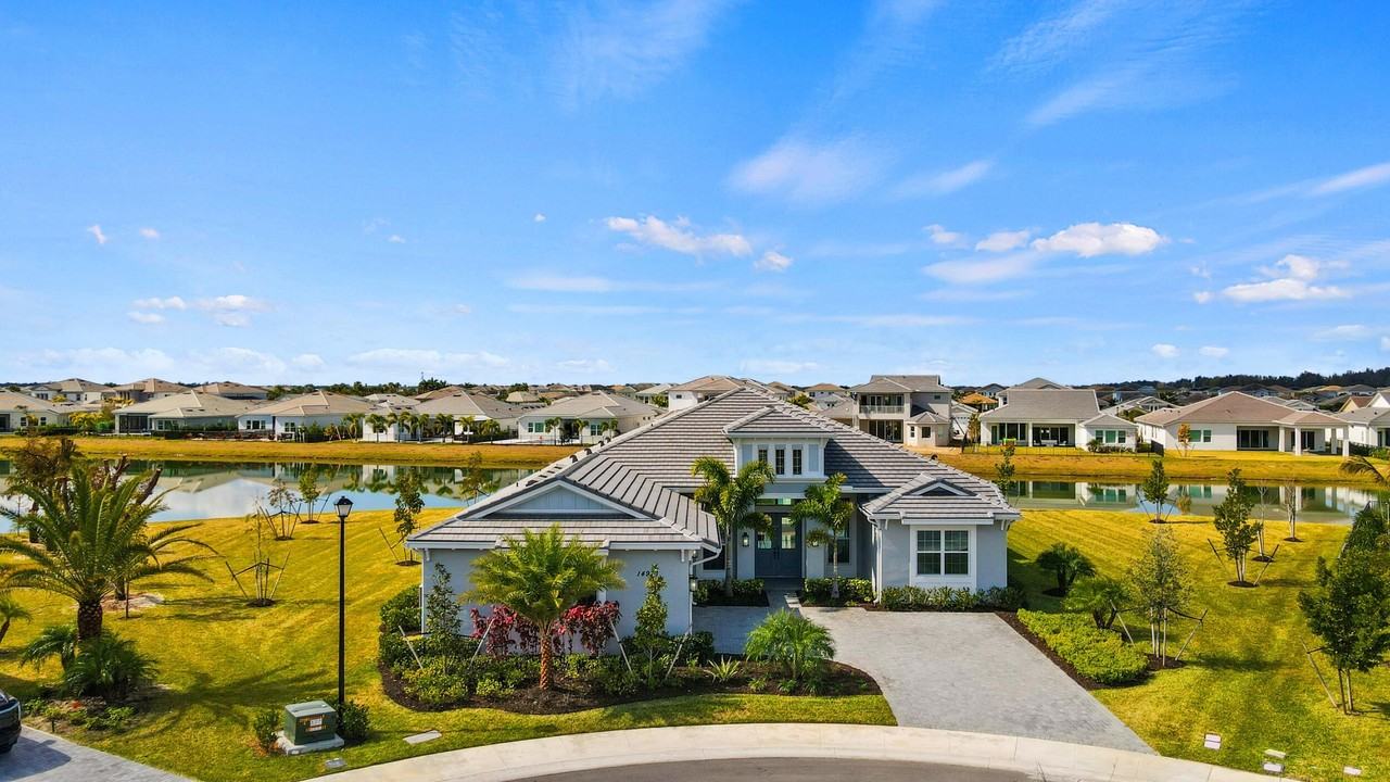 14976 Woodlot Ct - Photo 3 of 50