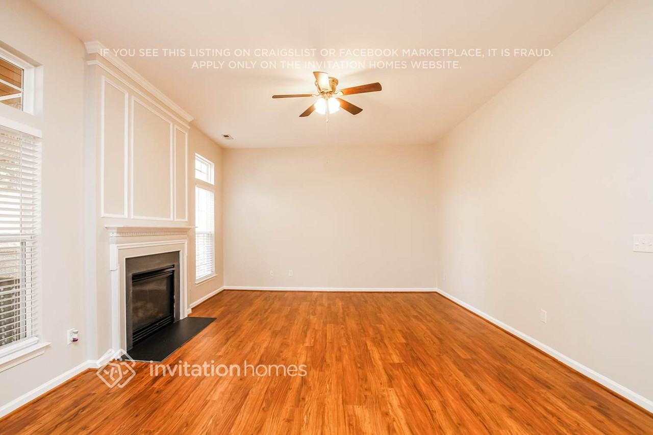 109 Umberly Ct - Photo 4 of 17