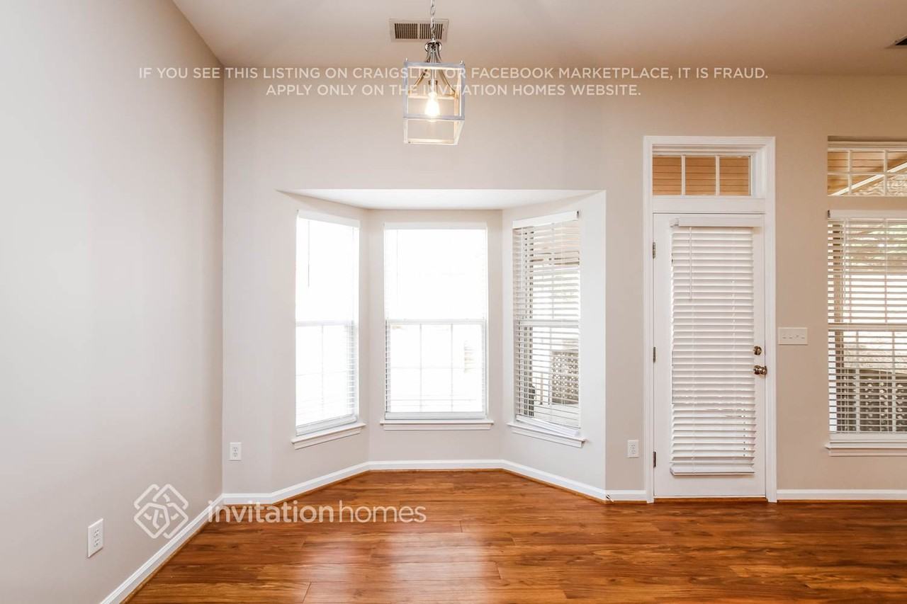 109 Umberly Ct - Photo 6 of 17
