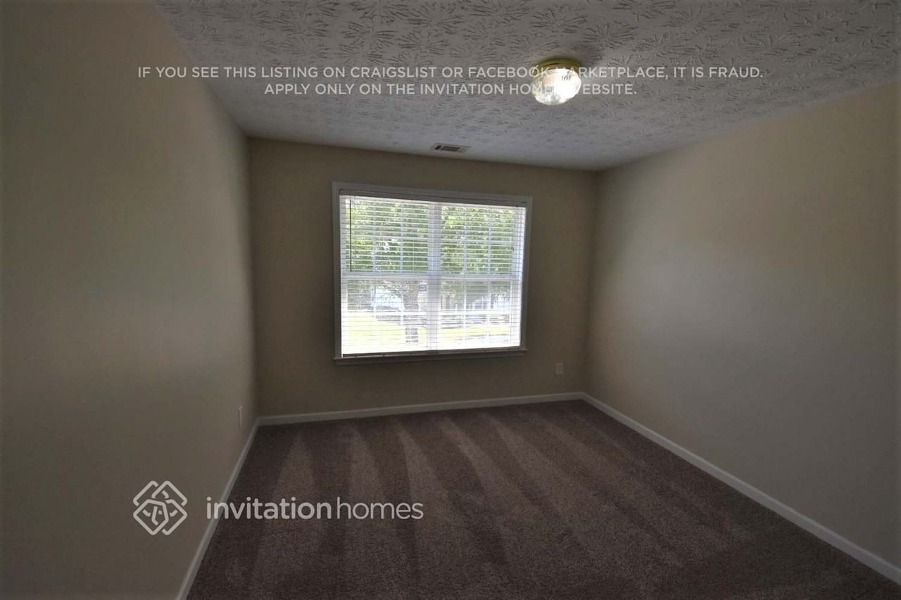 3781 Bogan Mill Rd - Photo 5 of 17