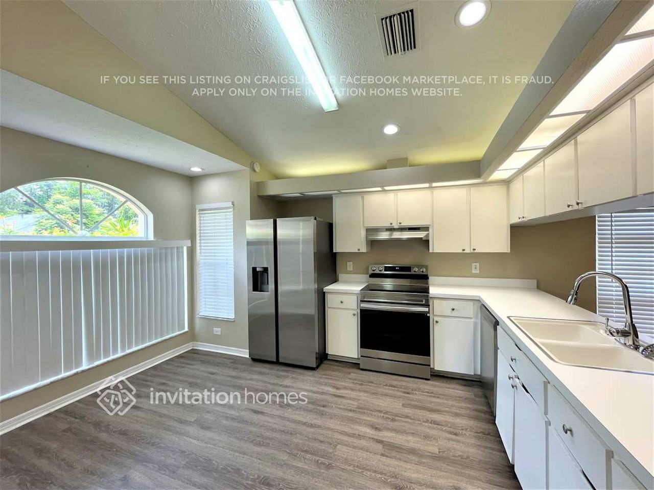 11013 Bentwood Ct - Photo 4 of 18