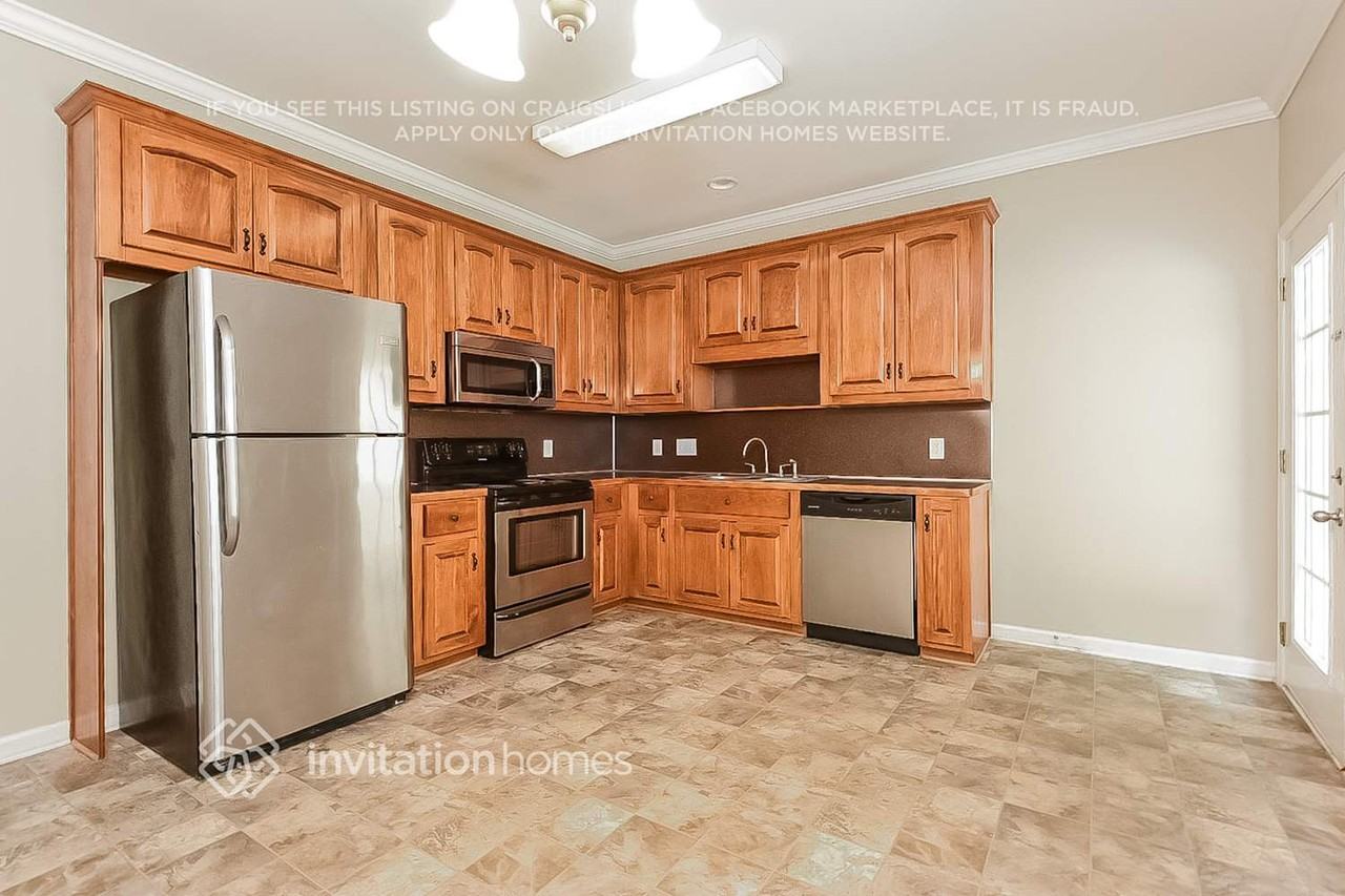 108 Holcomb Manor Dr - Photo 7 of 21