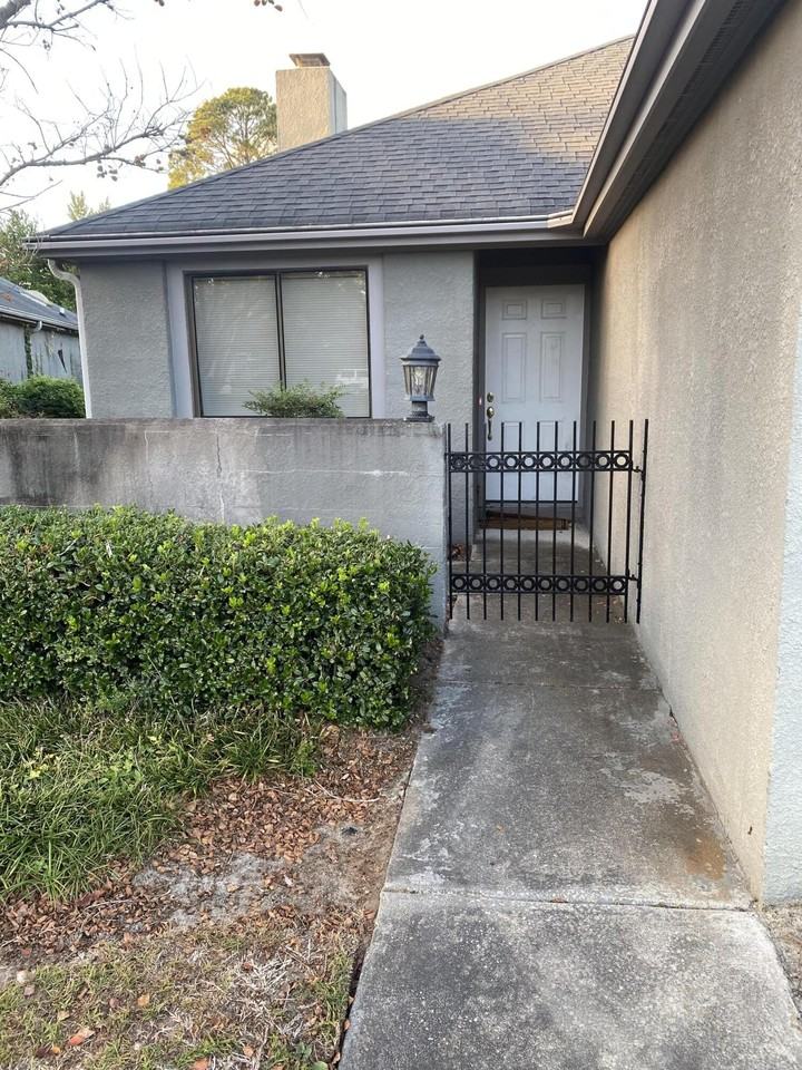 2218 Graystone Dr - Photo 2 of 16