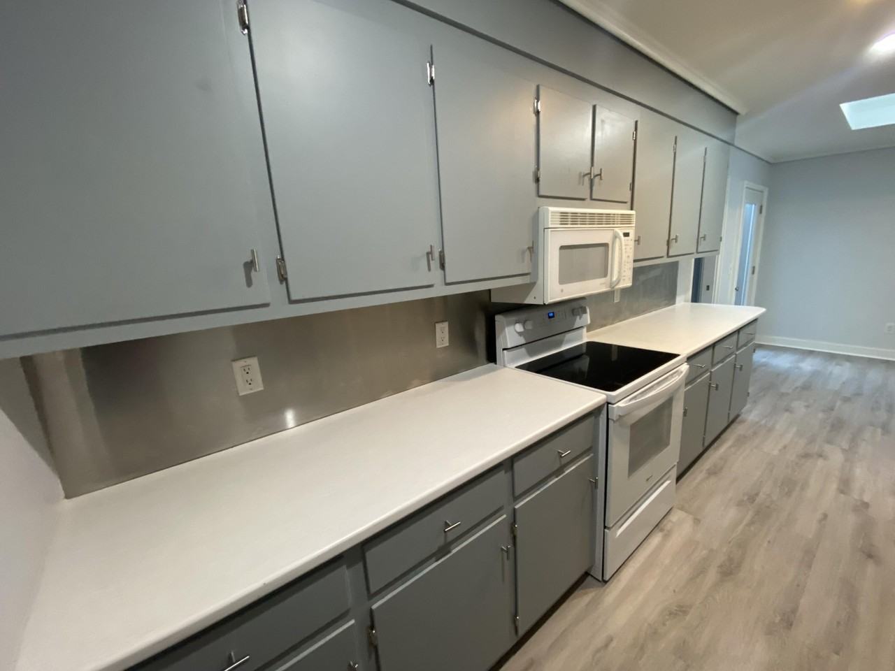 2218 Graystone Dr - Photo 5 of 16