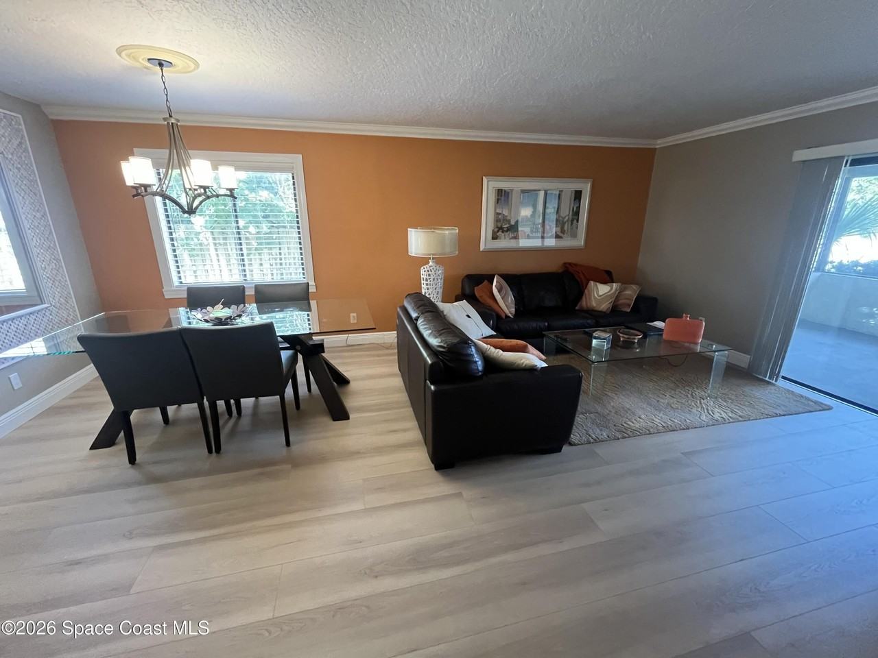 190 Seawind Dr #10 - Photo 3 of 34