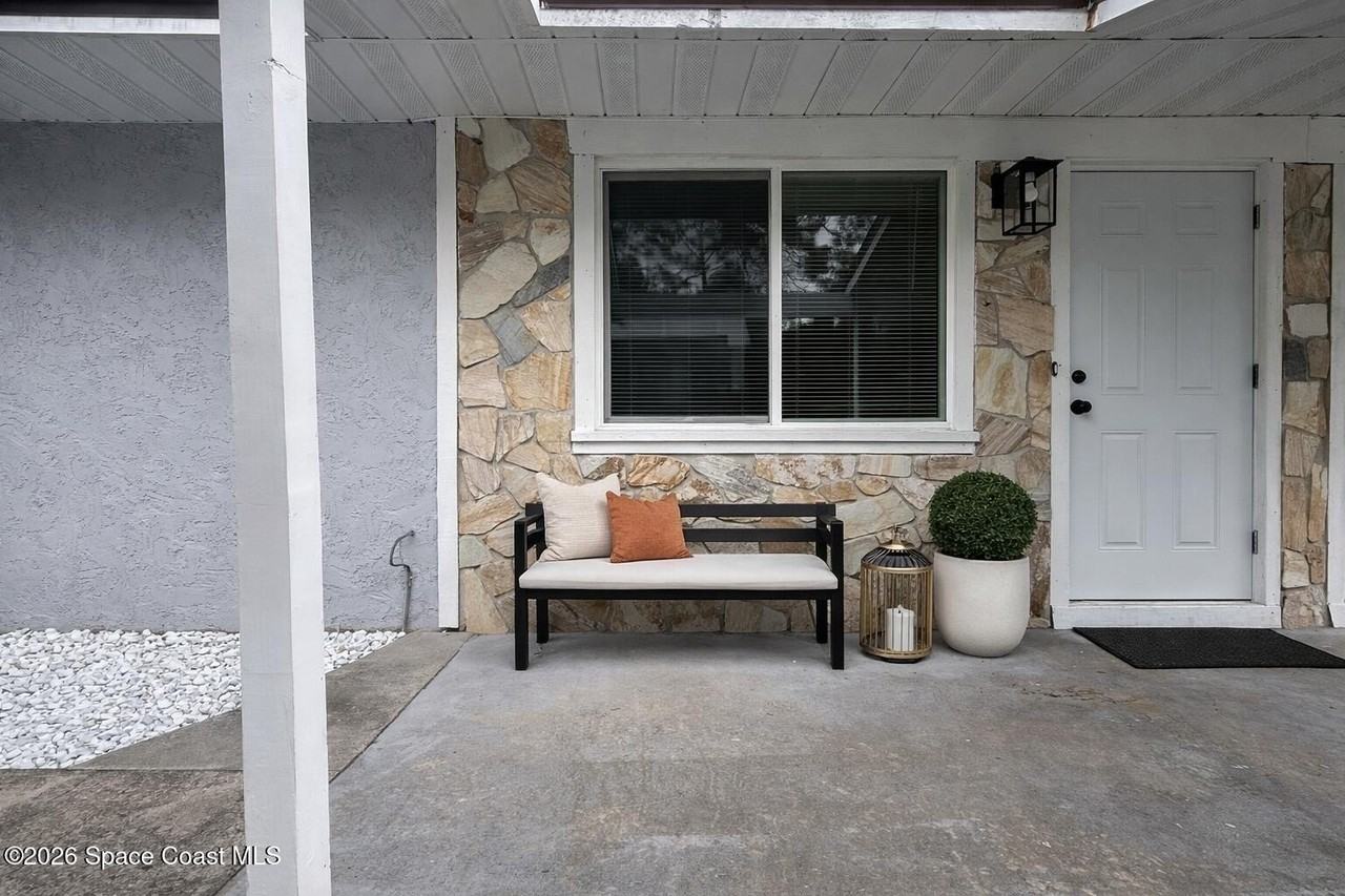 306 Palm Ave - Photo 2 of 21