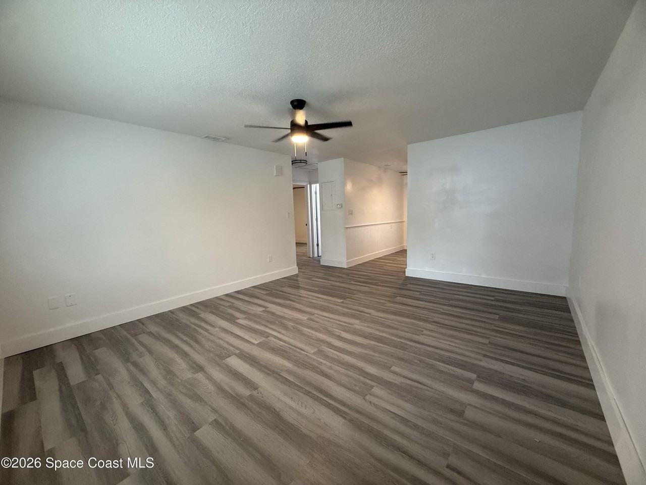 306 Palm Ave - Photo 4 of 21